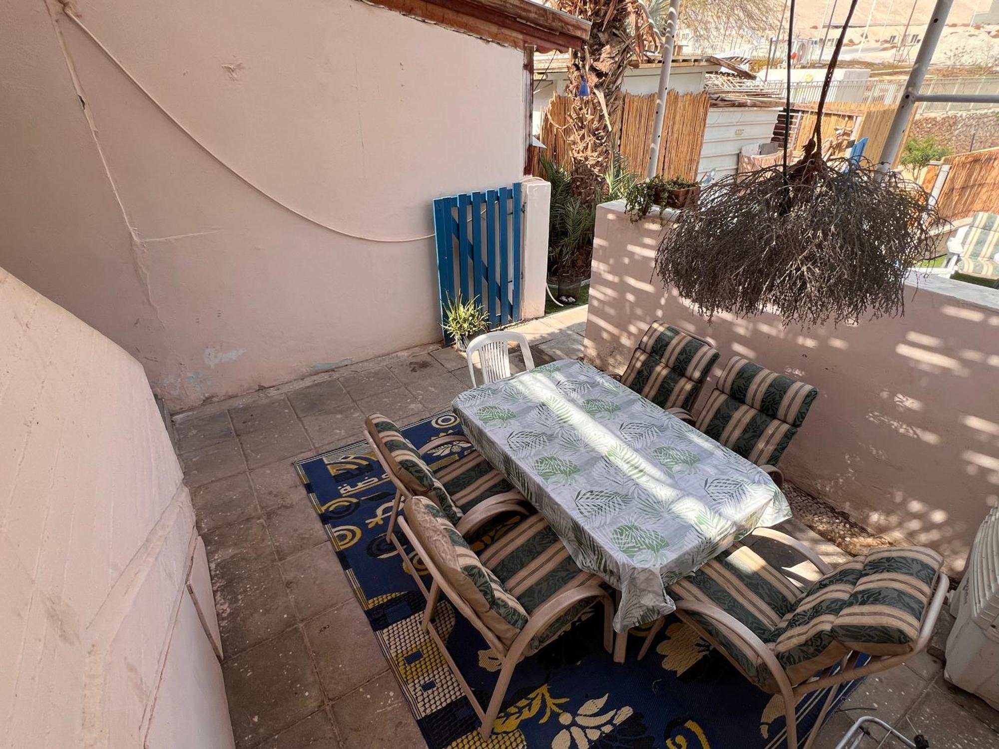 King Of The Dead Sea By Crown Apartment *